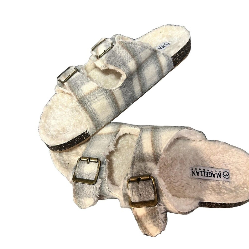 Magellan Outdoors Gray Cream Plaid Sherpa Lined Buckle Sandals Extra Large